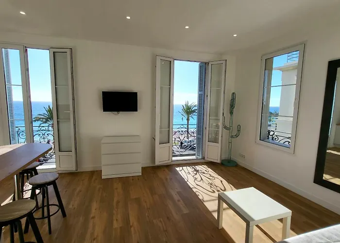 Promenade Des Anglais Panoramic Sea View